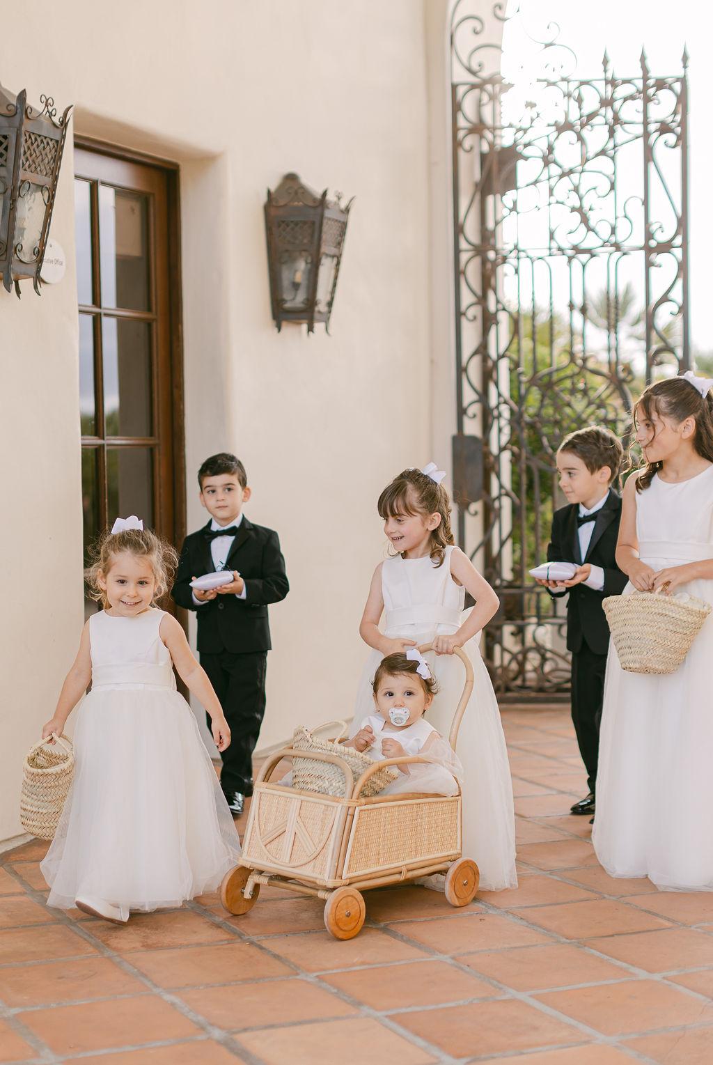 A Modern Fall Wedding at Hummingbird Nest Ranch Villa 11