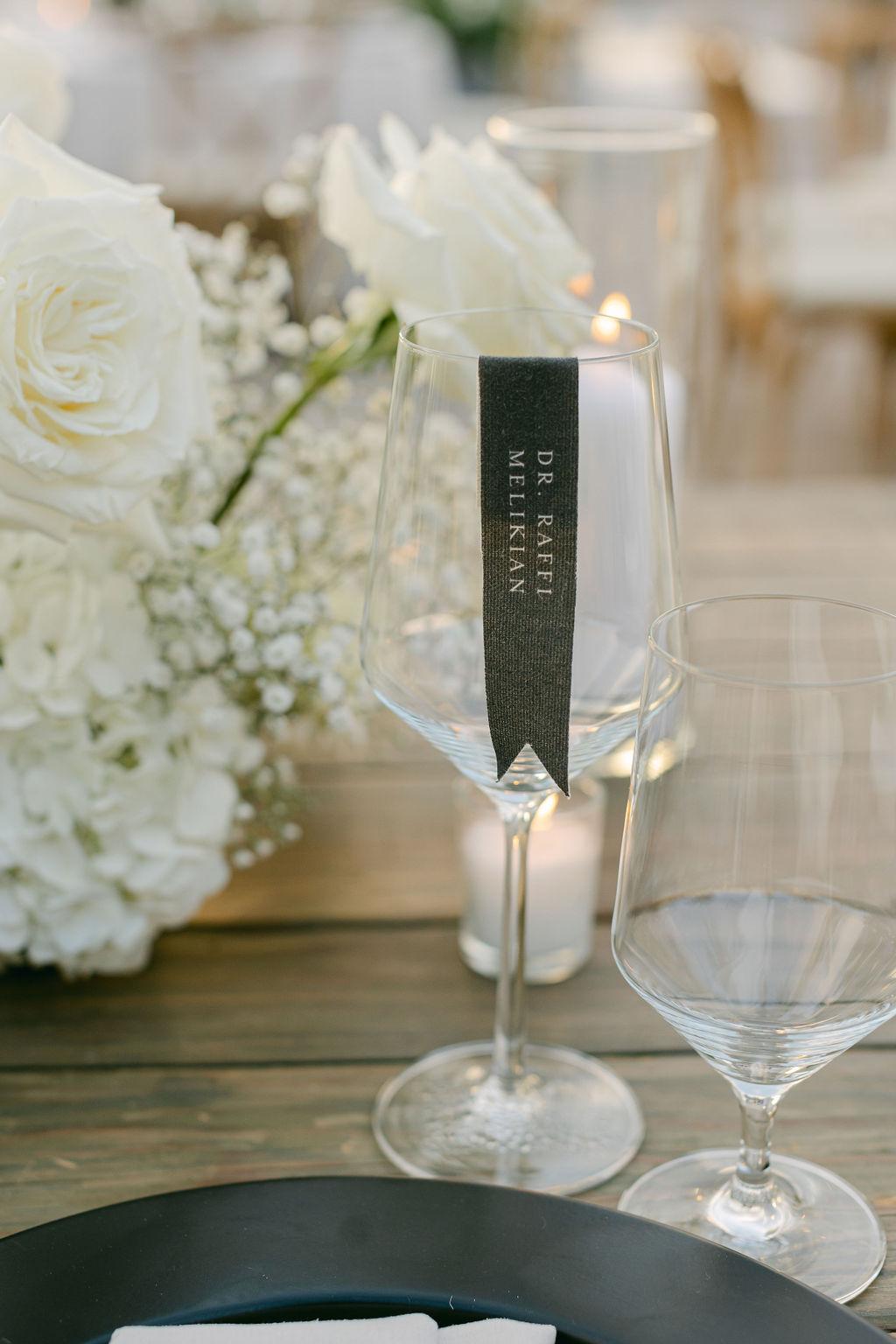 A Modern Fall Wedding at Hummingbird Nest Ranch Villa 27