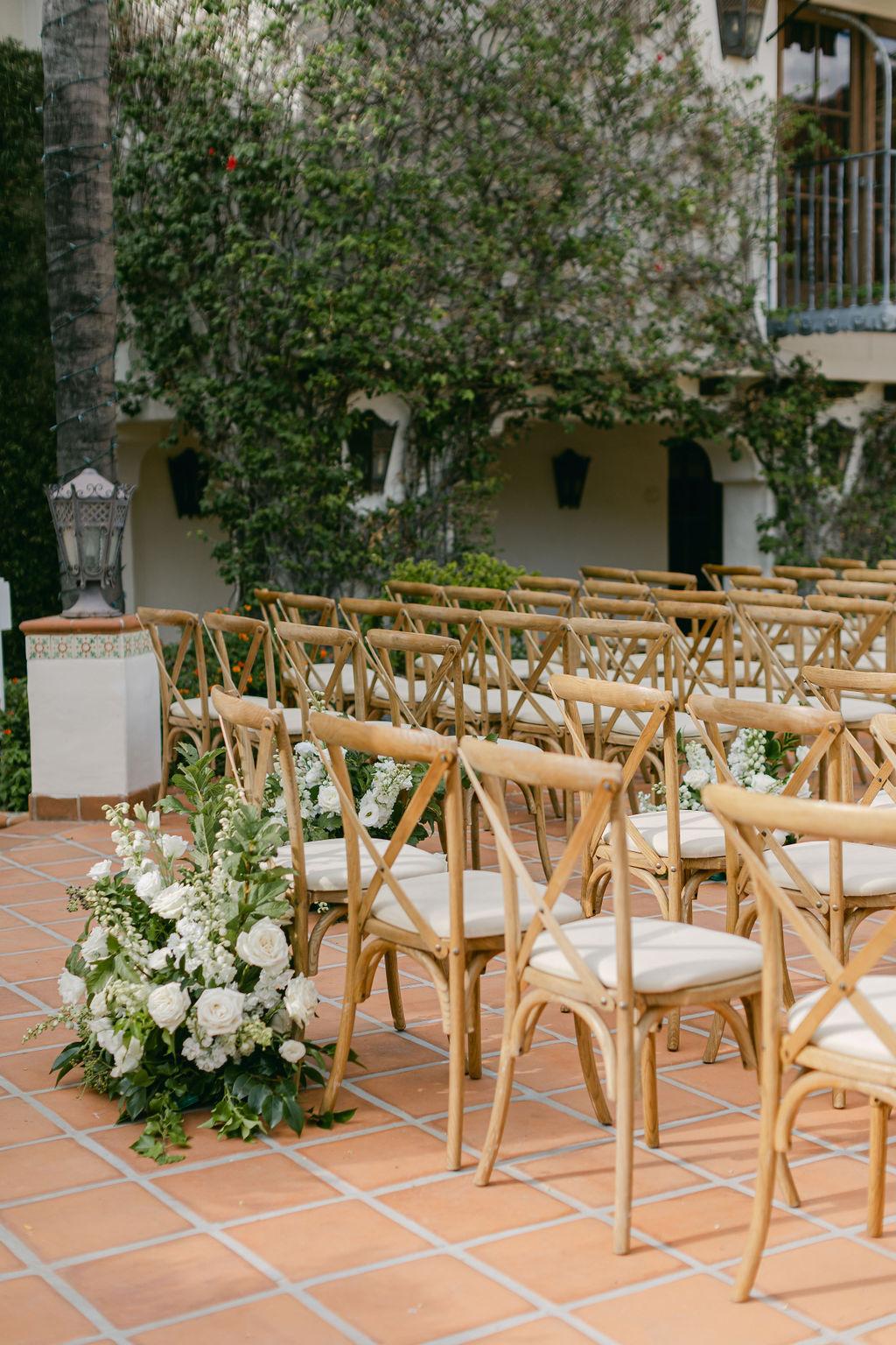 A Modern Fall Wedding at Hummingbird Nest Ranch Villa 65