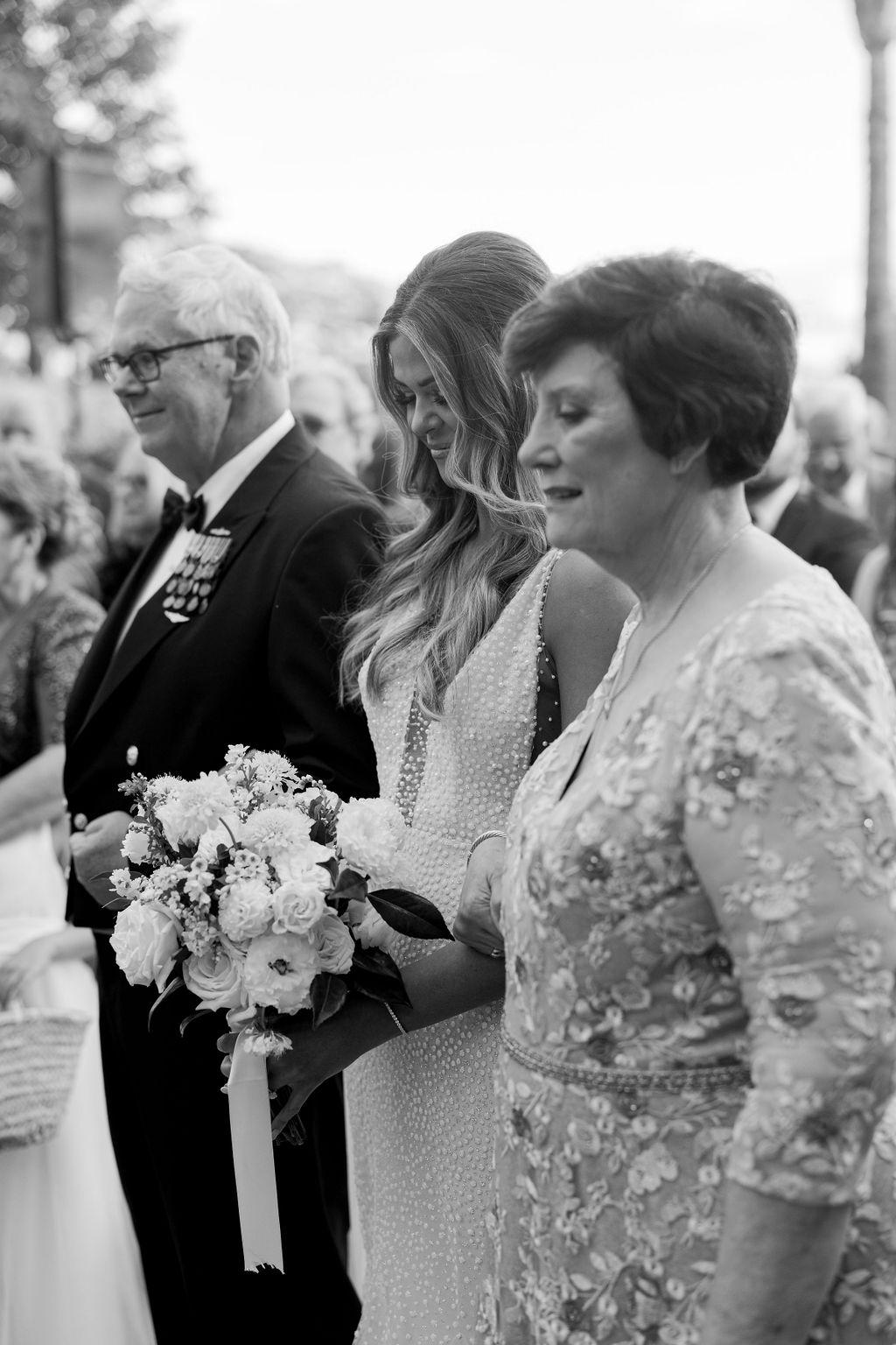 A Modern Fall Wedding at Hummingbird Nest Ranch Villa 19