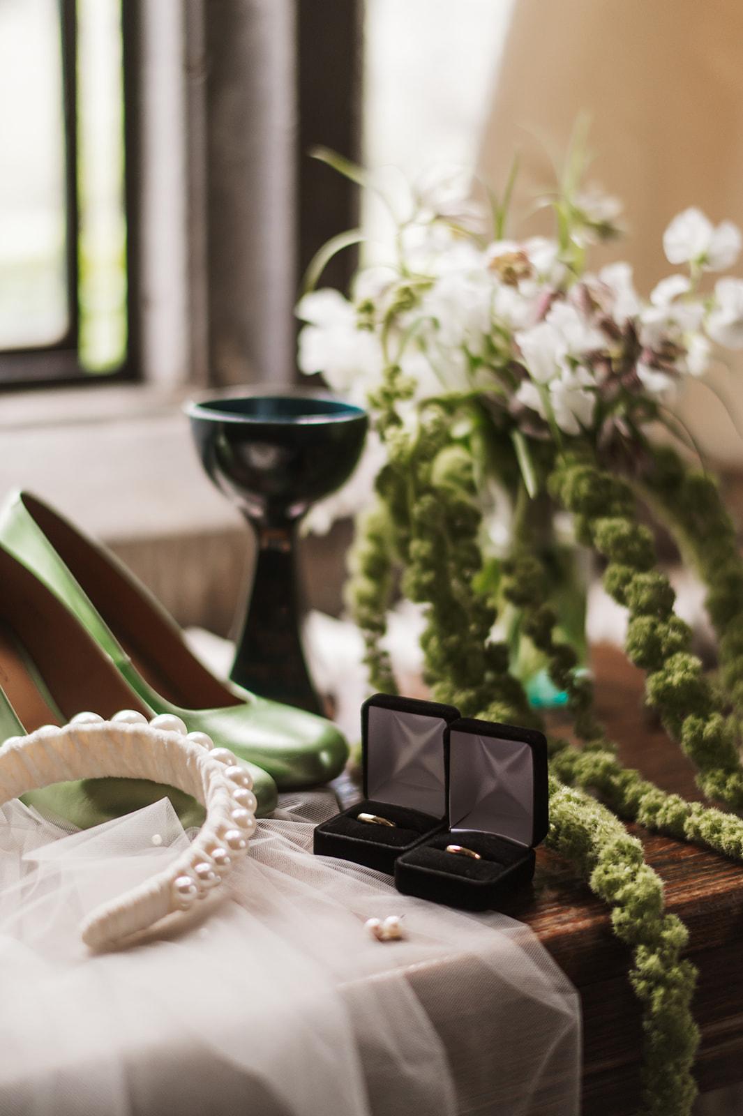 A Late Spring Wedding at The Quadrangle Club 8