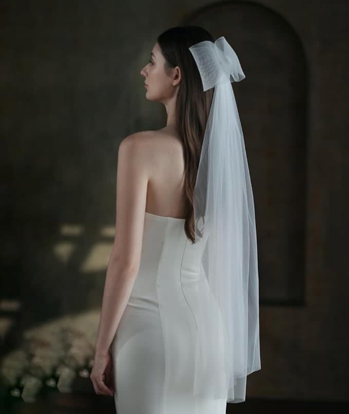 White Bow-Tie Tulle Bridal Veil