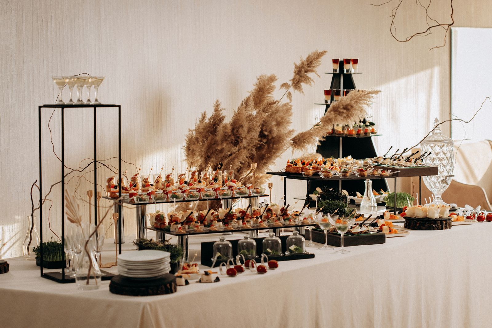 The Ultimate Wedding Catering Budget Breakdown