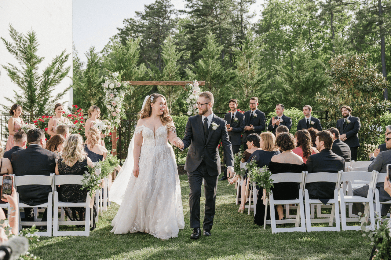 A Classic Spring Wedding at Renault Winery