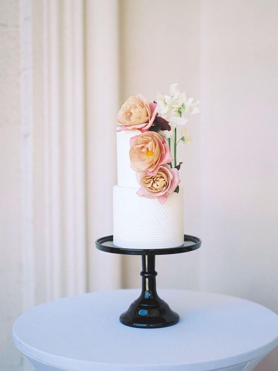 Nicole Bakes Cakes portfolio 1