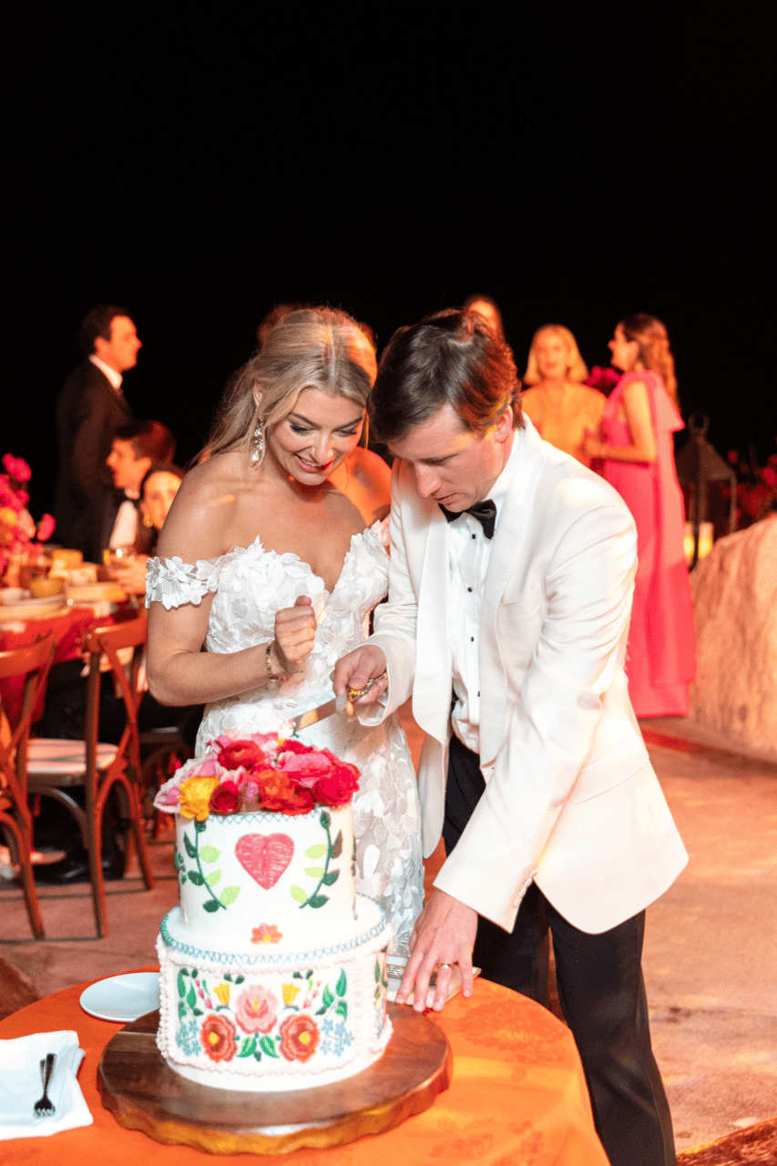 A Non-Traditional Spring Wedding at Esperanza photo 2