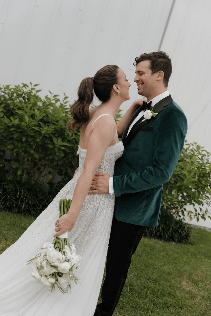 A Classic Spring Wedding at The White Orchid photo 3