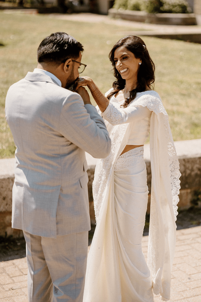 A Modern Summer Wedding at Venue TwentyTwo