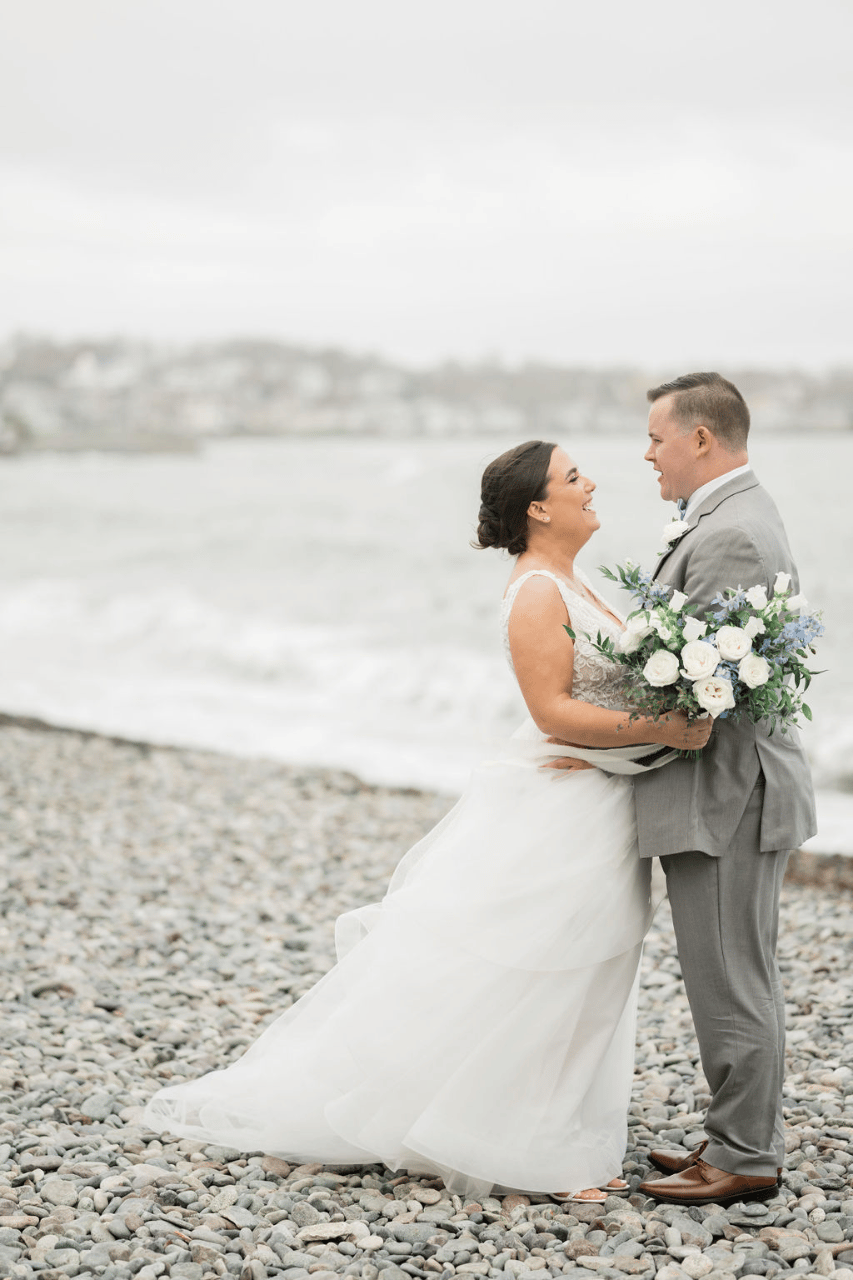 A Classic Spring Wedding at Oceanview of Nahant