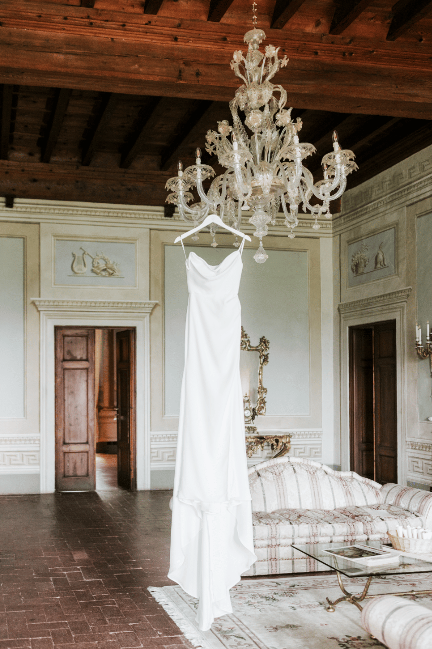 A Classic Spring Wedding at Villa Buonvisi Oliva photo 2