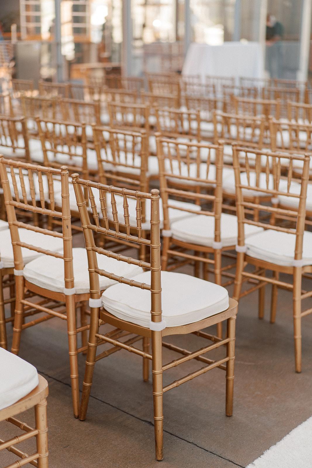 A Modern Spring Wedding at the California Academy of Sciences 1