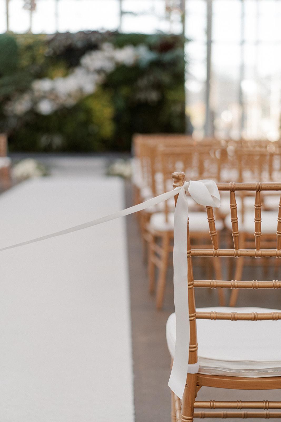 A Modern Spring Wedding at the California Academy of Sciences 3