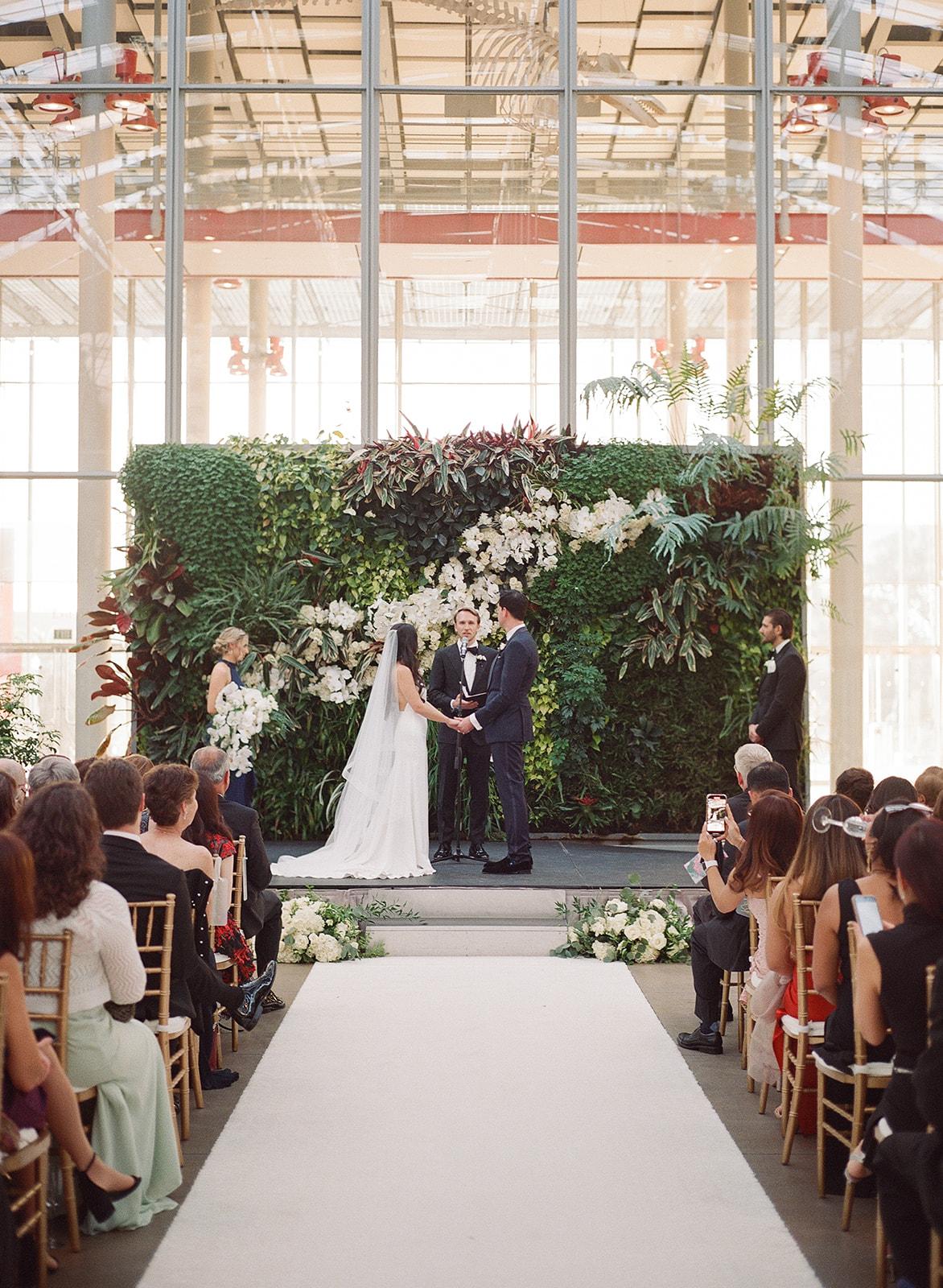 A Modern Spring Wedding at the California Academy of Sciences 50