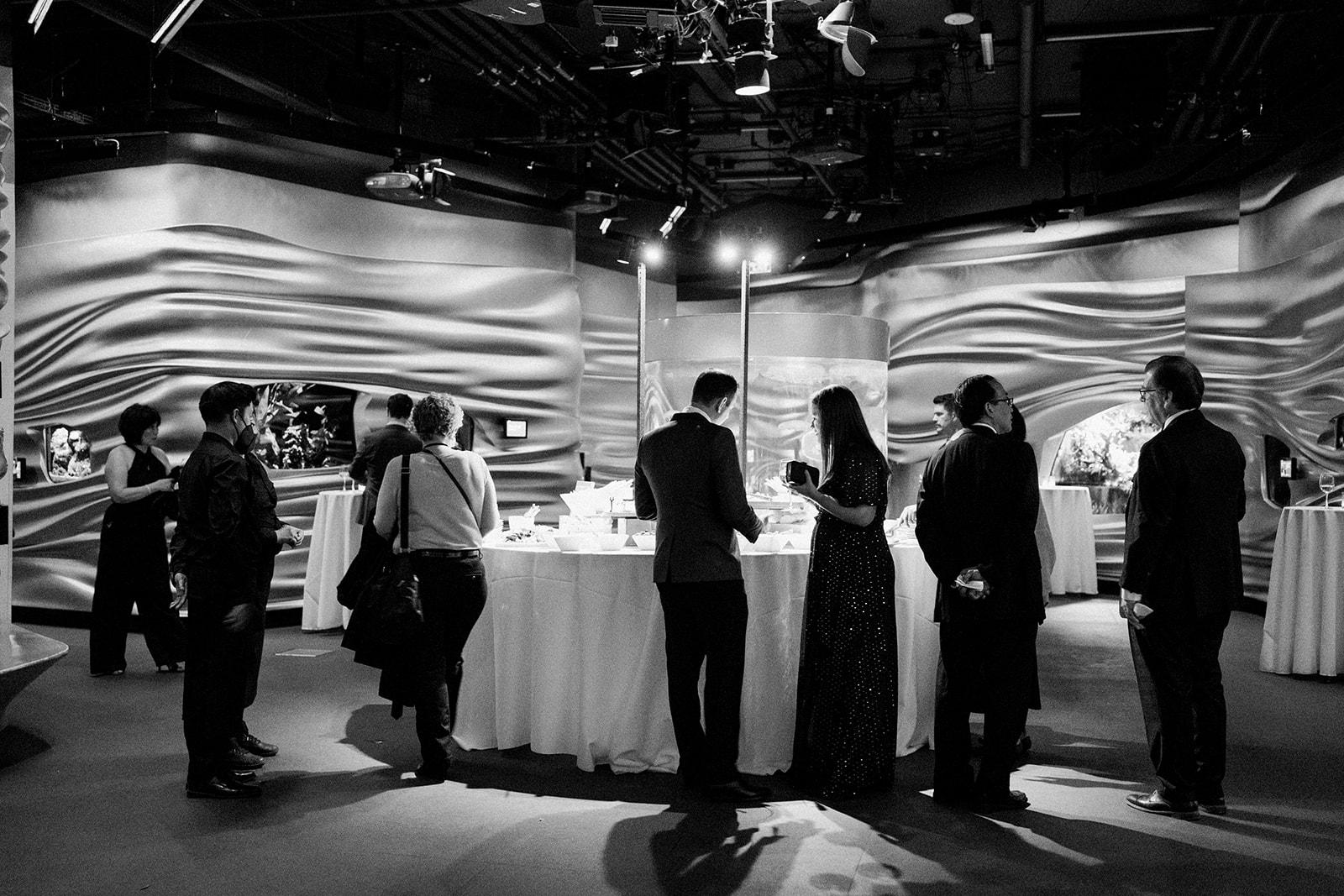 A Modern Spring Wedding at the California Academy of Sciences 25