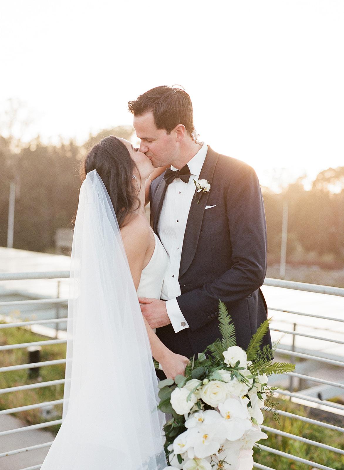 A Modern Spring Wedding at the California Academy of Sciences photo 3
