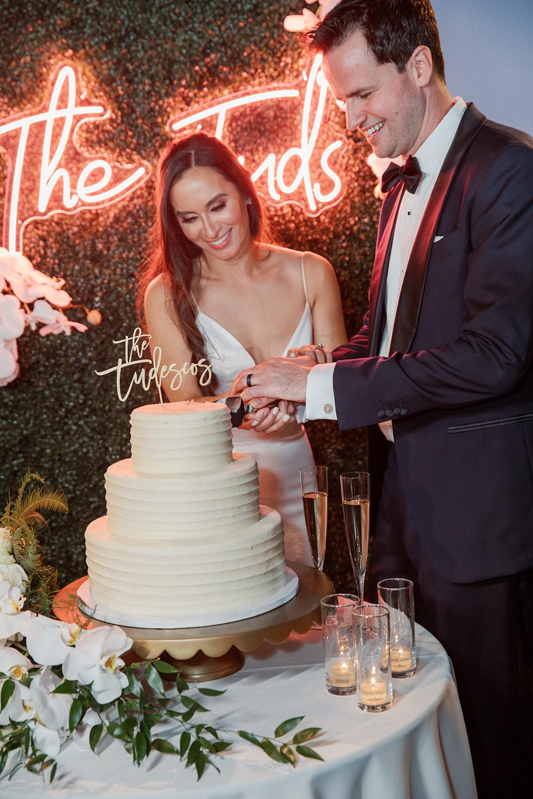 A Modern Spring Wedding at the California Academy of Sciences 53