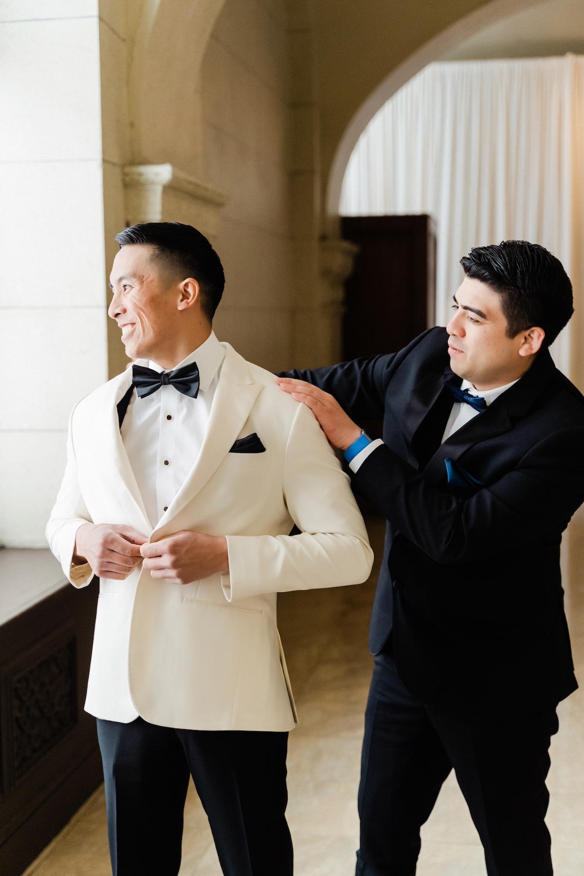 A Glamorous Spring Wedding at The Majestic 10
