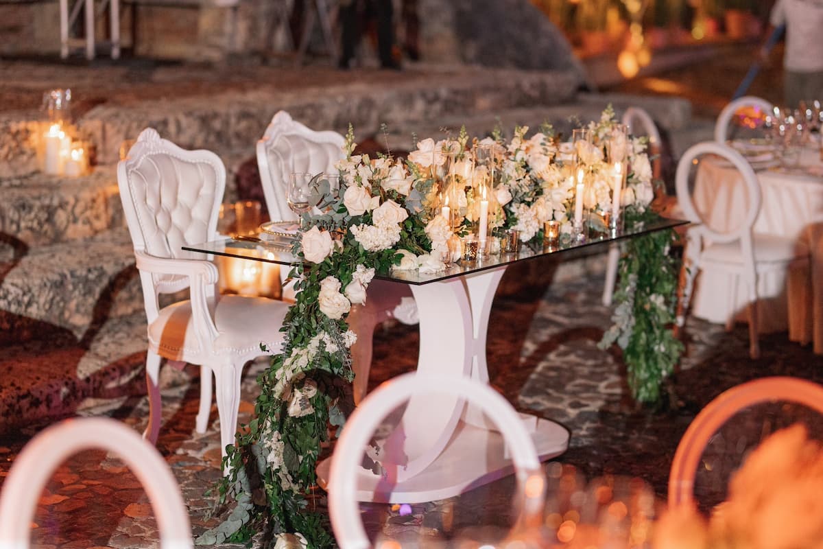 A Romantic Summer Wedding at the Casa De Campo 5