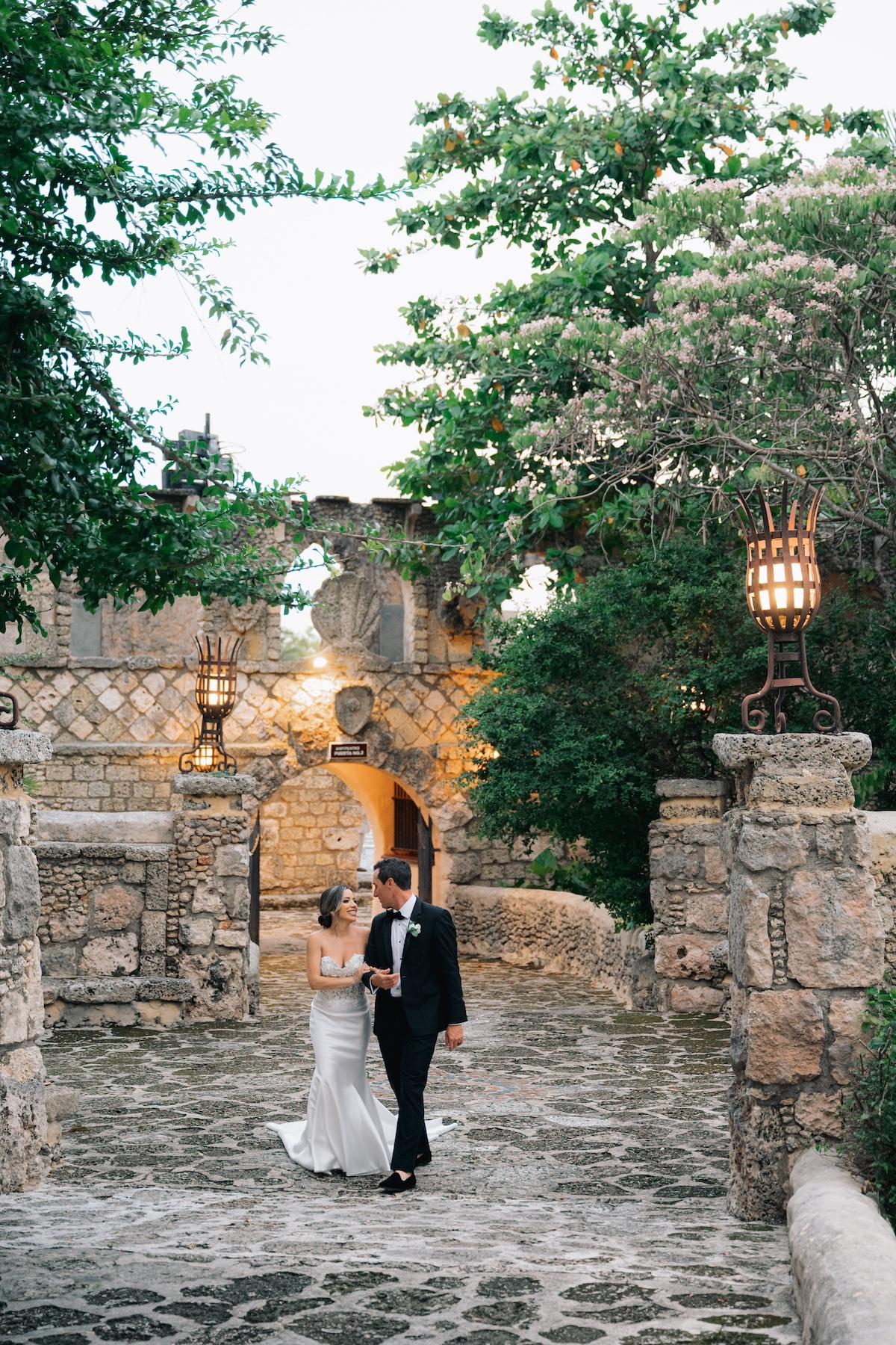 A Romantic Summer Wedding at the Casa De Campo 99