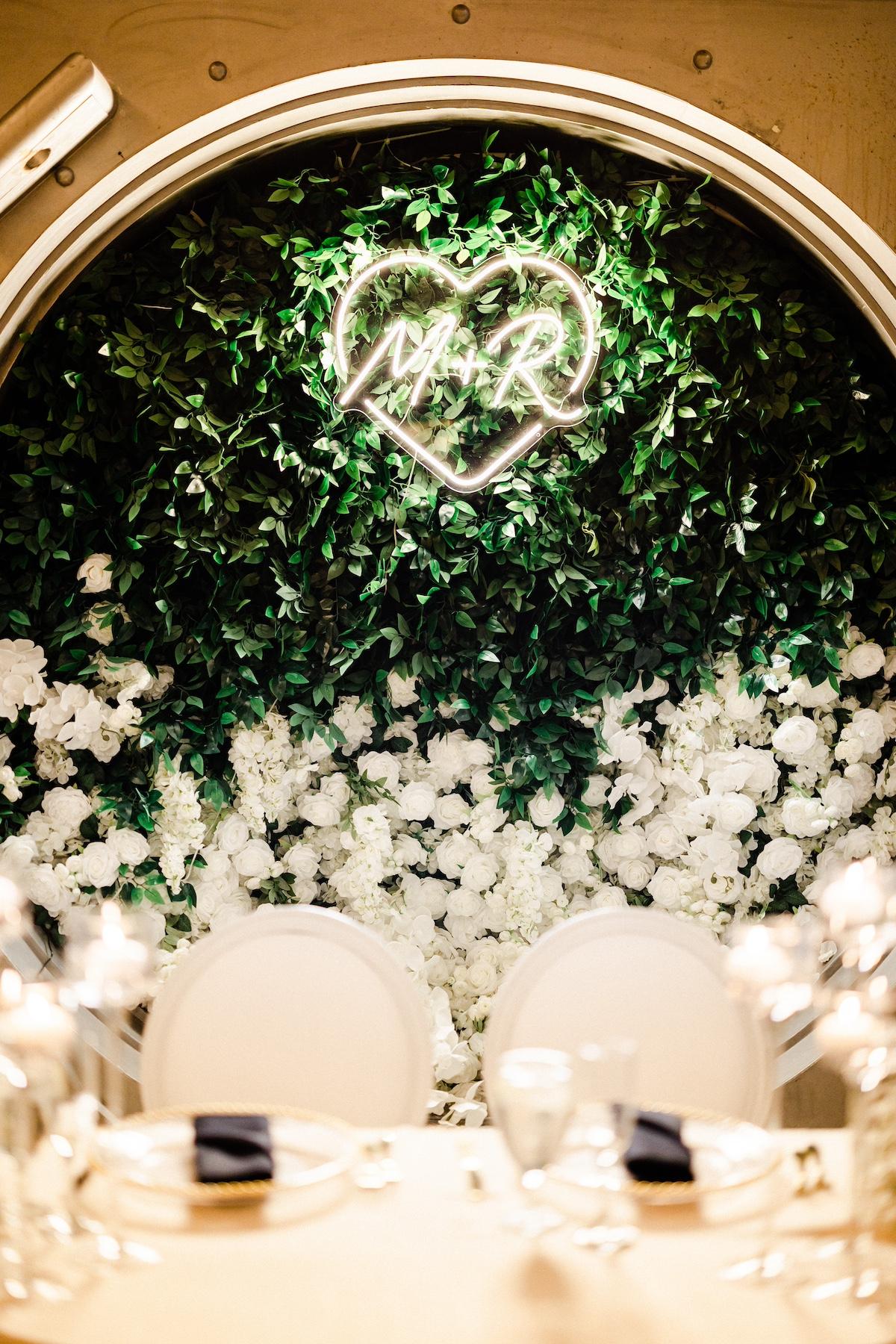 A Glamorous Spring Wedding at The Majestic 93