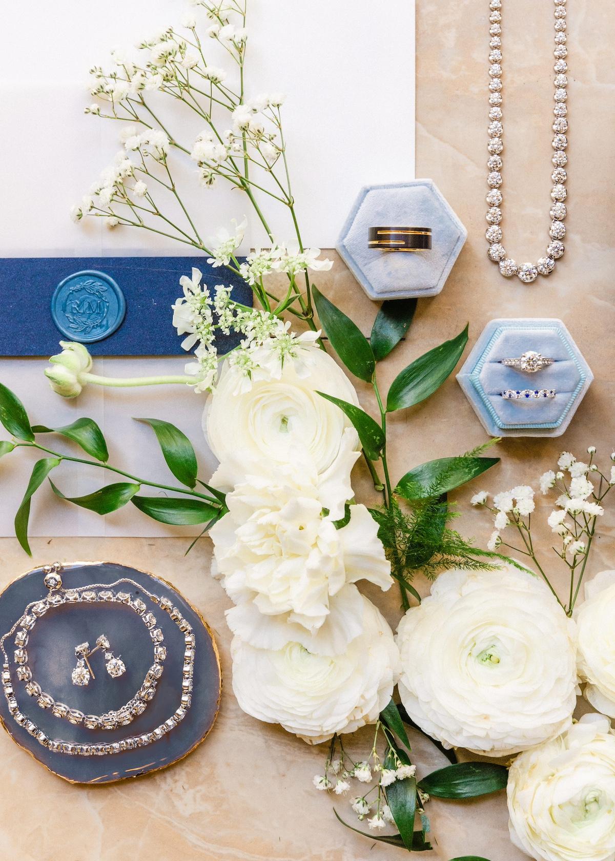 A Glamorous Spring Wedding at The Majestic 52
