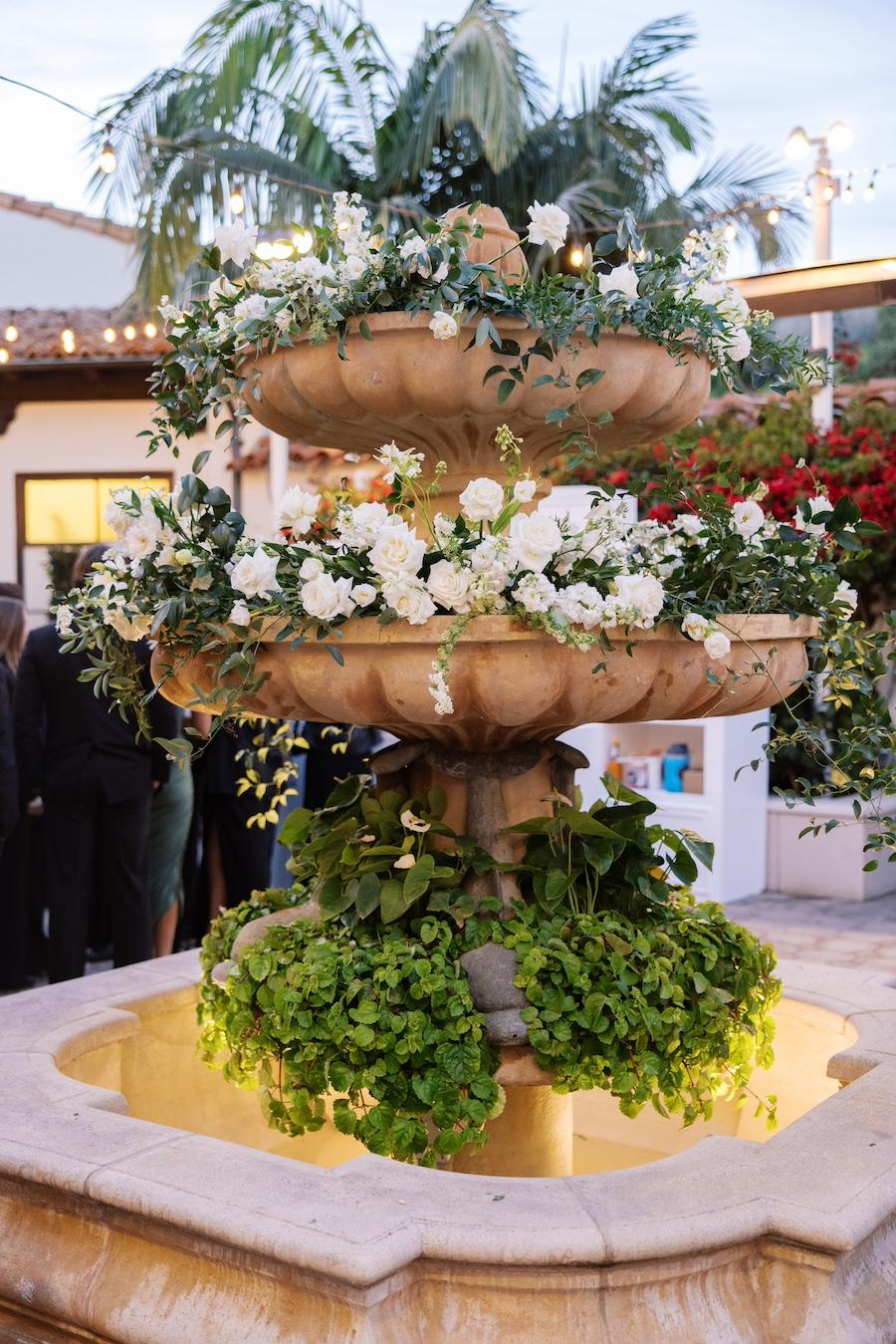 A Modern Spring Wedding at the Bel-Air Bay Club 104