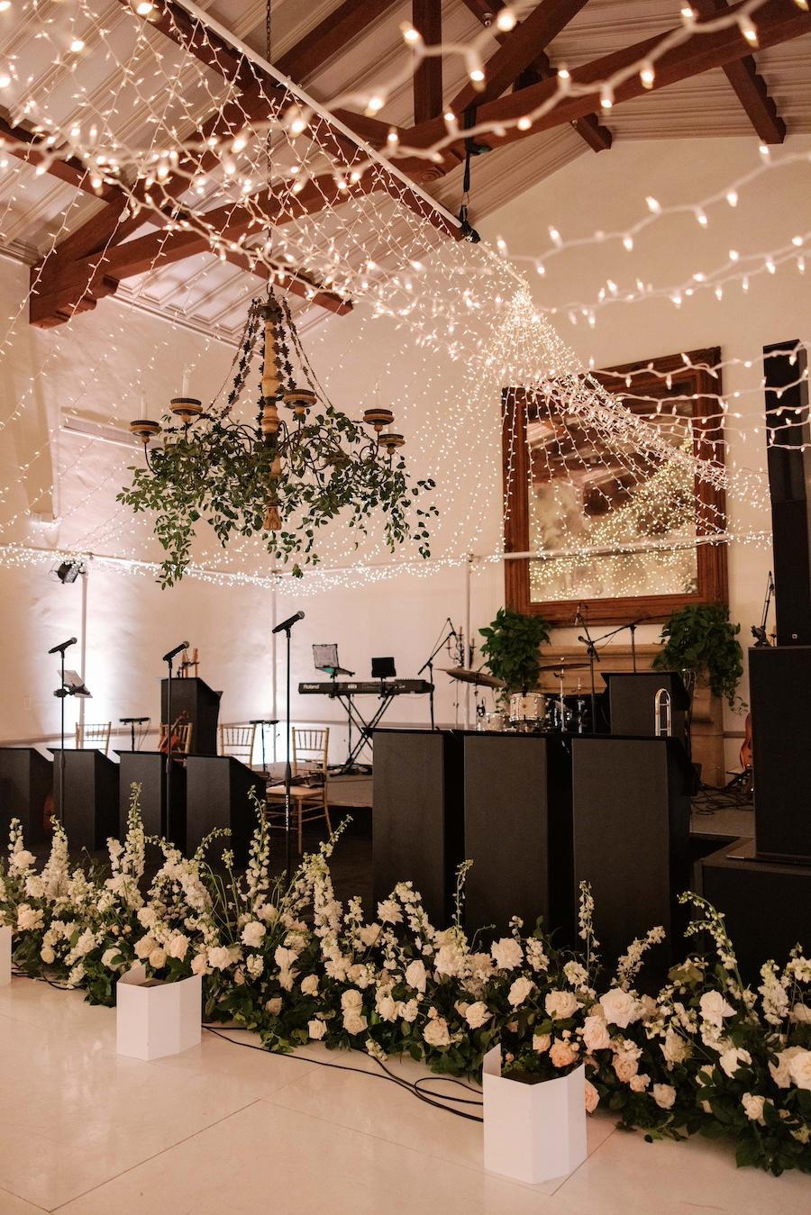 A Modern Spring Wedding at the Bel-Air Bay Club 95