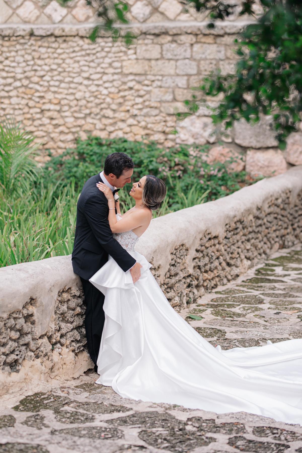 A Romantic Summer Wedding at the Casa De Campo photo 2