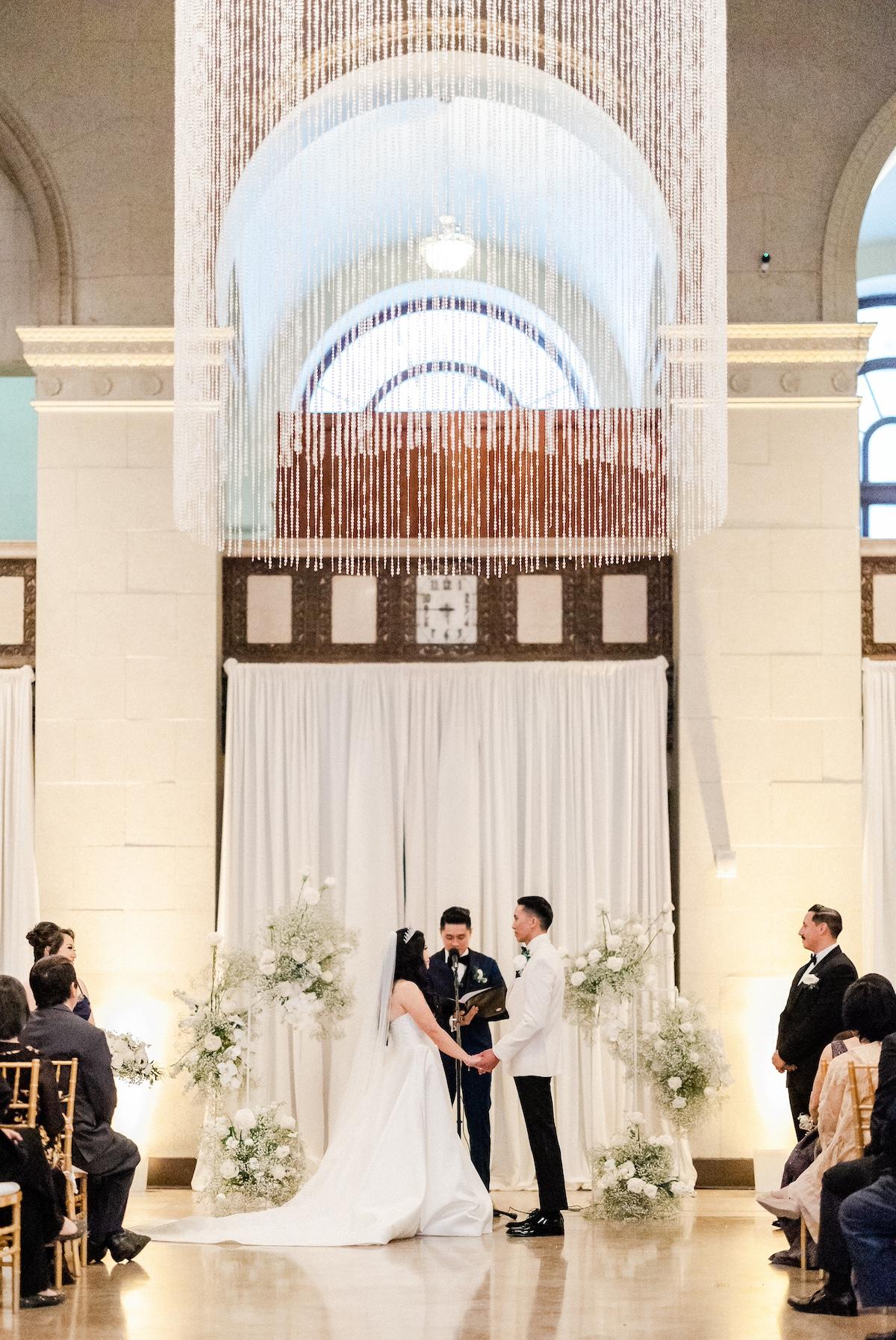A Glamorous Spring Wedding at The Majestic 109