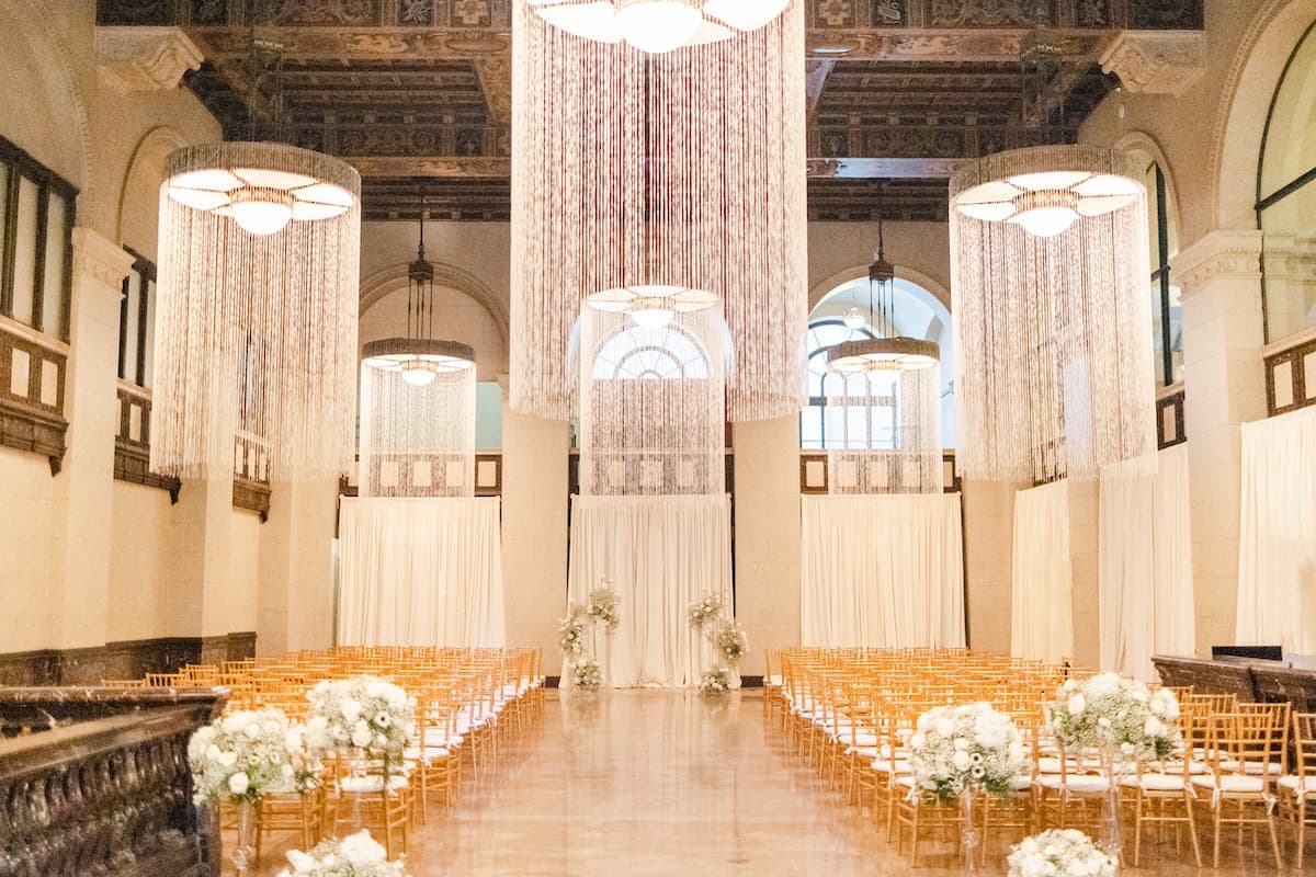 A Glamorous Spring Wedding at The Majestic 74