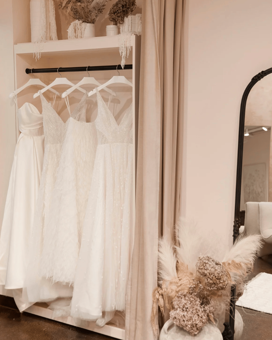 Enaura Bridal portfolio 2