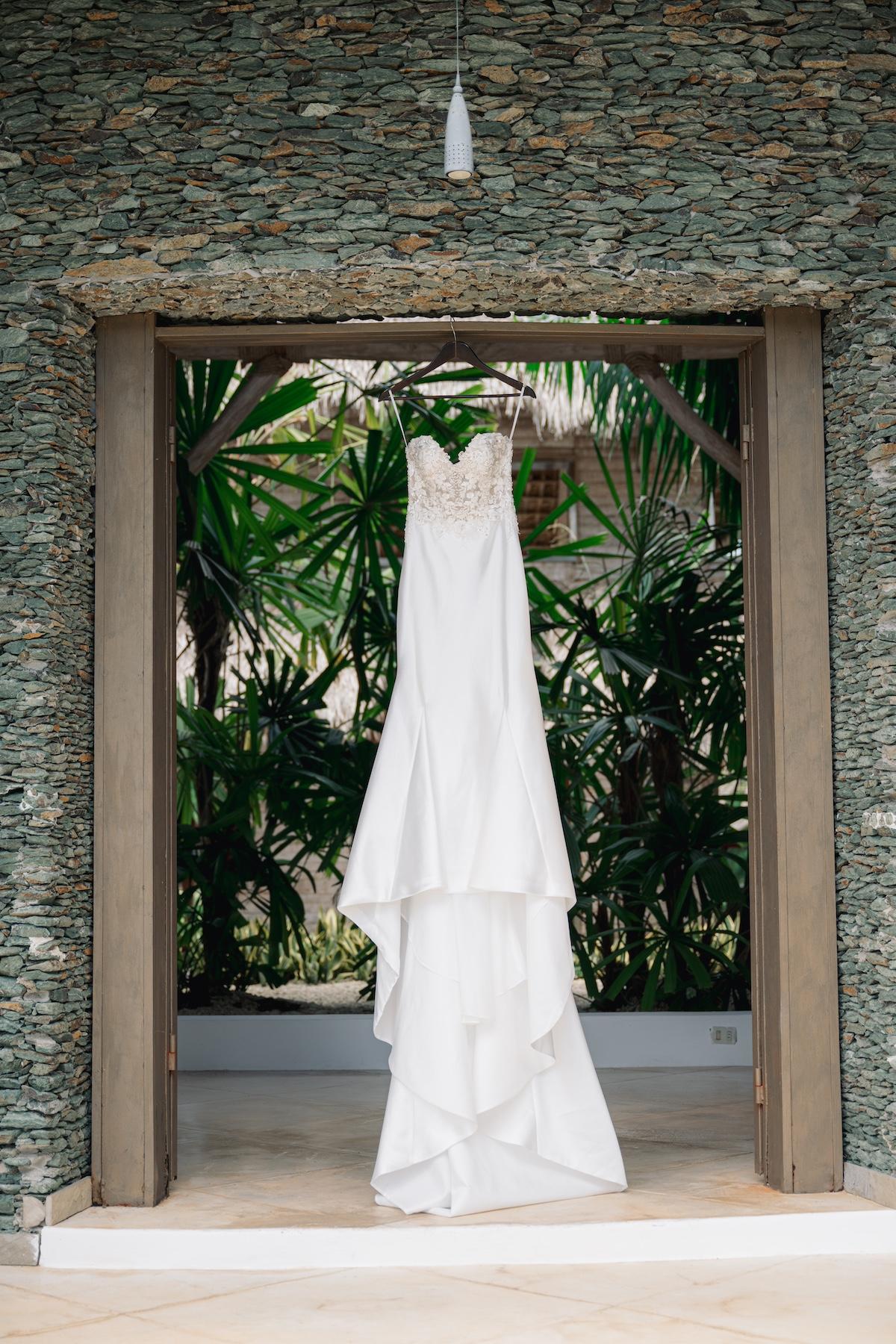 A Romantic Summer Wedding at the Casa De Campo 55