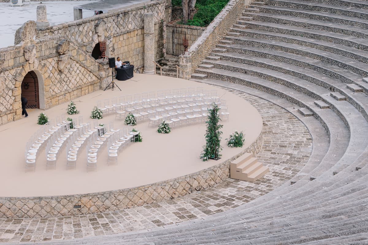 A Romantic Summer Wedding at the Casa De Campo 31