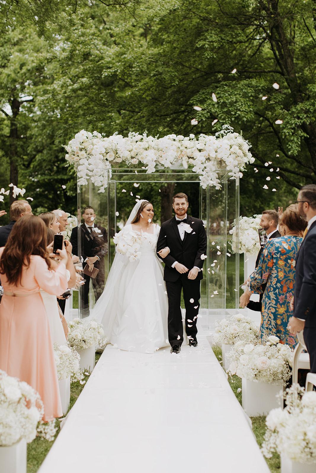 A Classic Spring Wedding at The Estate at Cherokee Dock 87