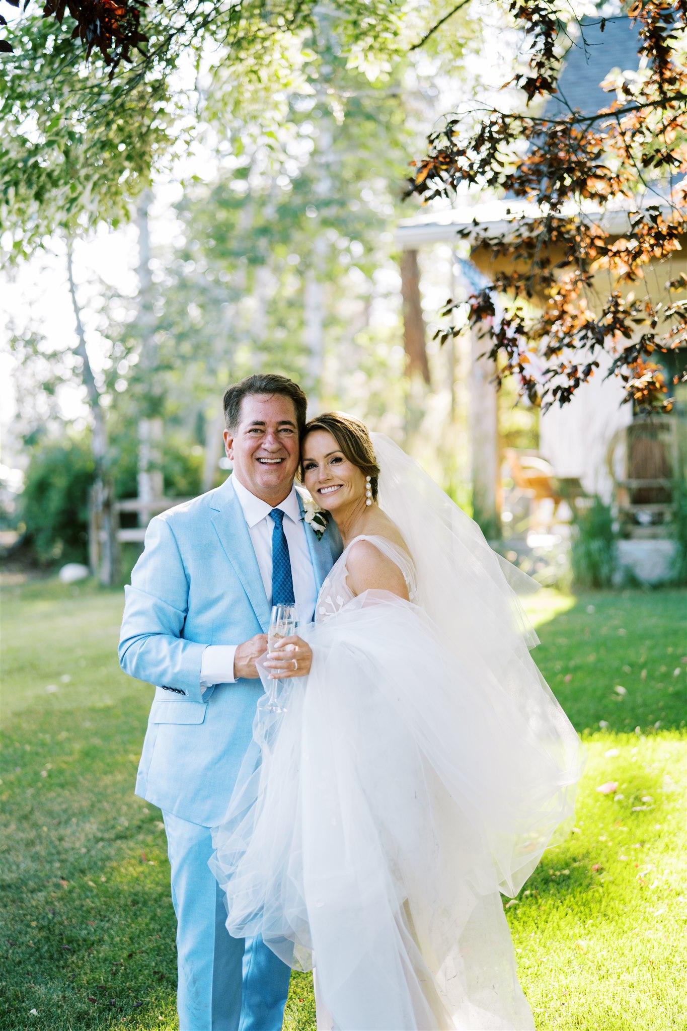 A Romantic Summer Wedding on Hayden Lake 61