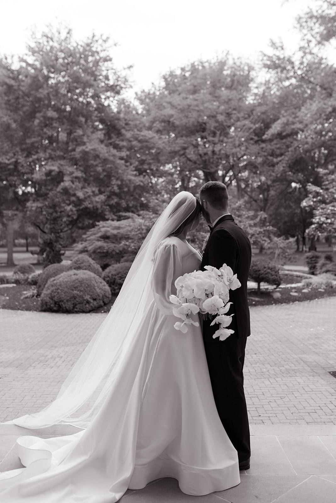 A Classic Spring Wedding at The Estate at Cherokee Dock 13