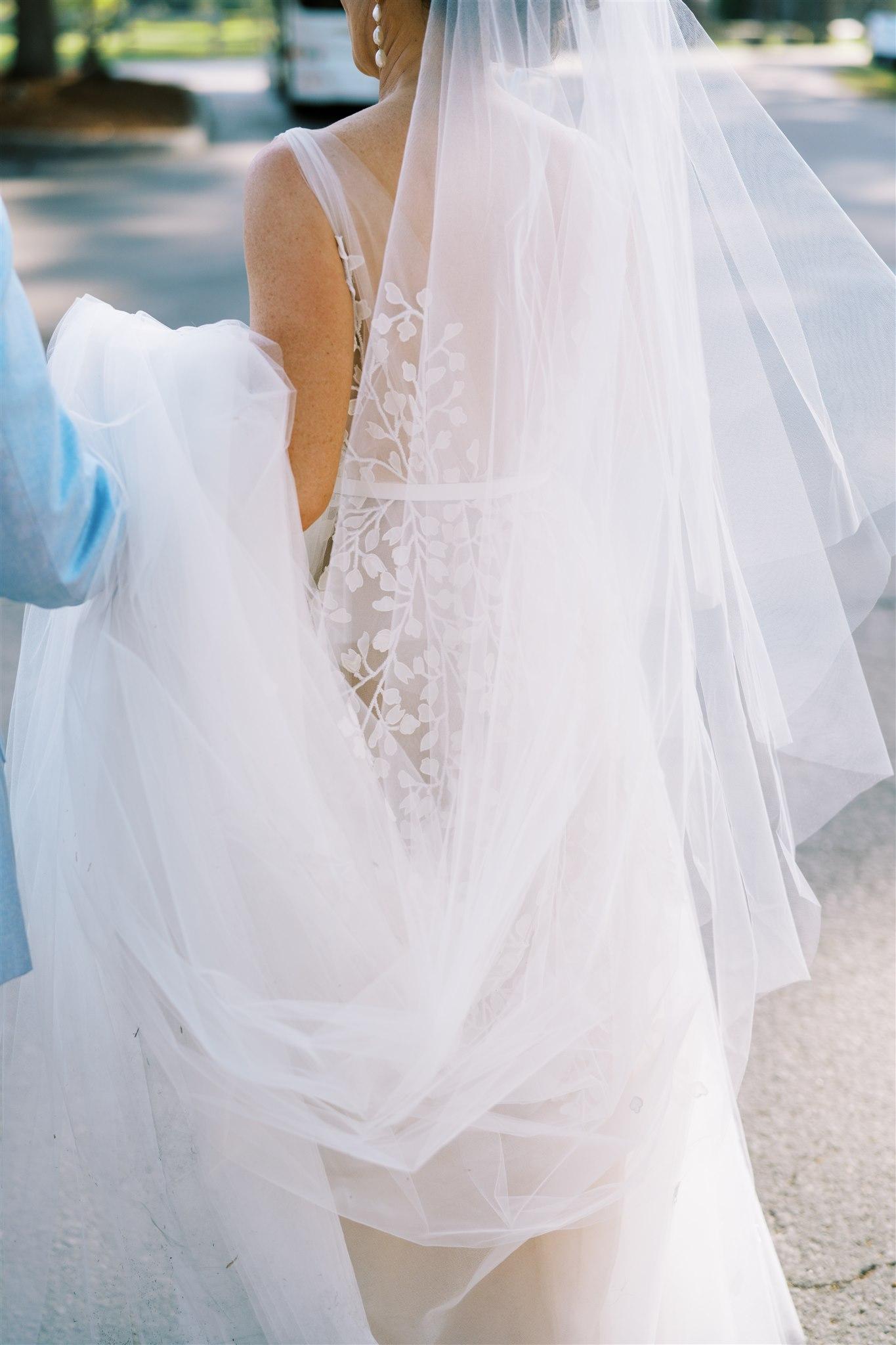 A Romantic Summer Wedding on Hayden Lake 9