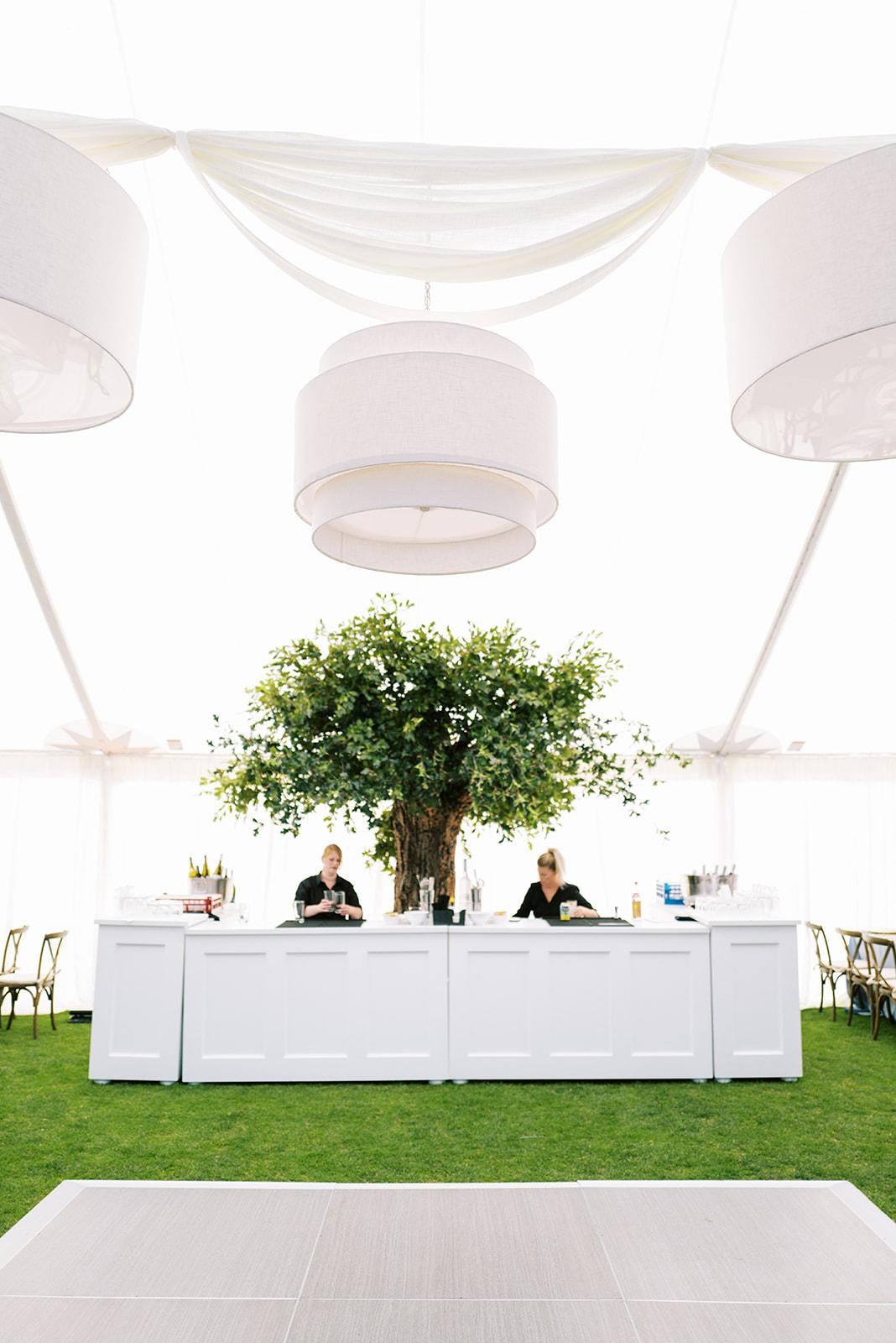 A Romantic Summer Wedding on Hayden Lake 4