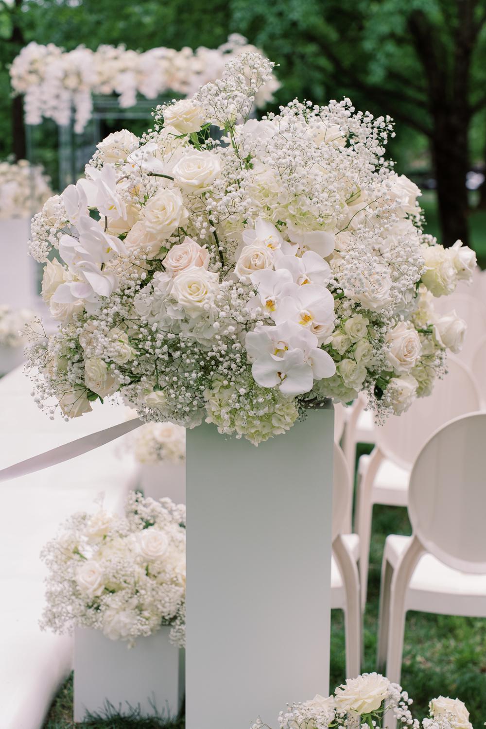 A Classic Spring Wedding at The Estate at Cherokee Dock 109