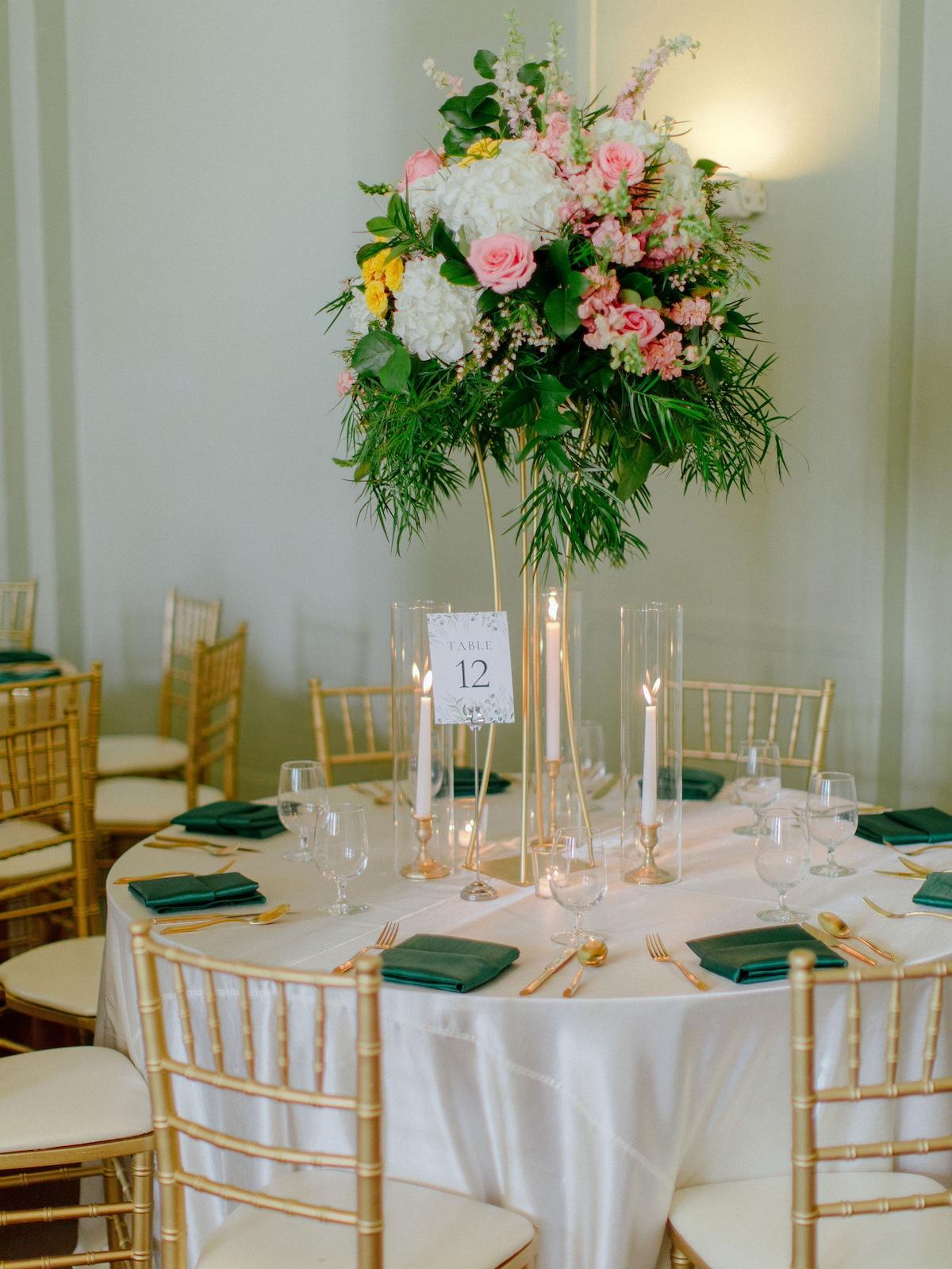 A Classic Spring Wedding at The Plaza Midtown Clubroom 4