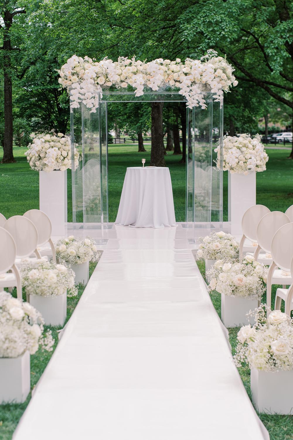 A Classic Spring Wedding at The Estate at Cherokee Dock 113