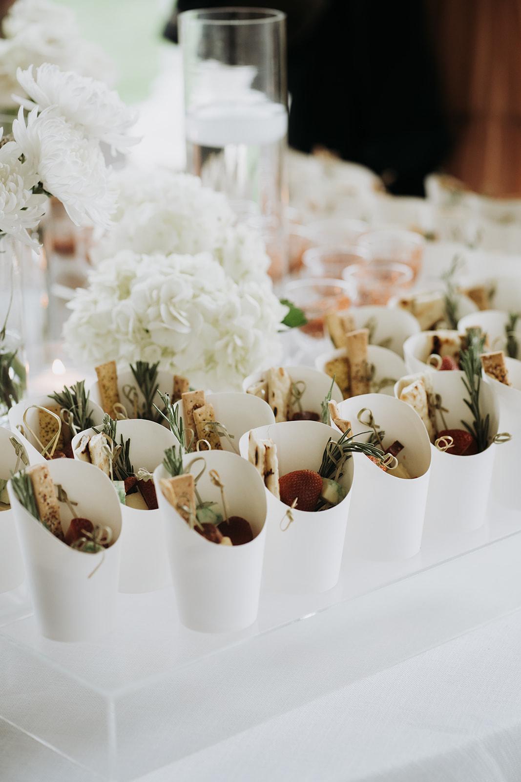 A Classic Spring Wedding at The Estate at Cherokee Dock 88