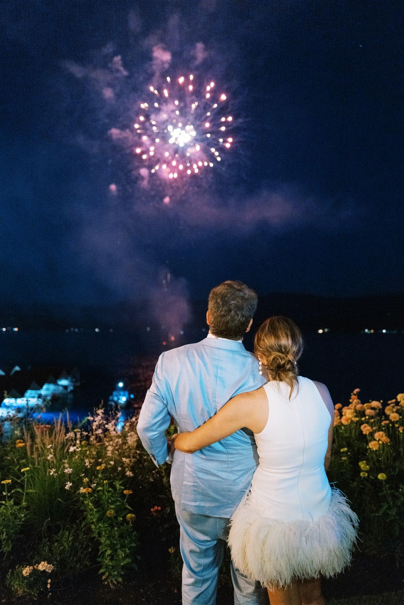 A Romantic Summer Wedding on Hayden Lake 74