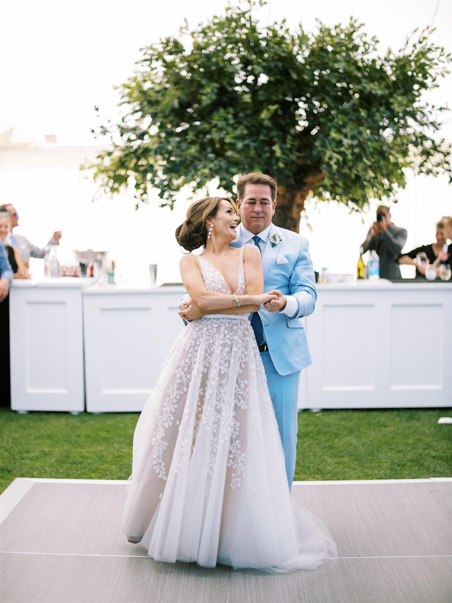 A Romantic Summer Wedding on Hayden Lake 46