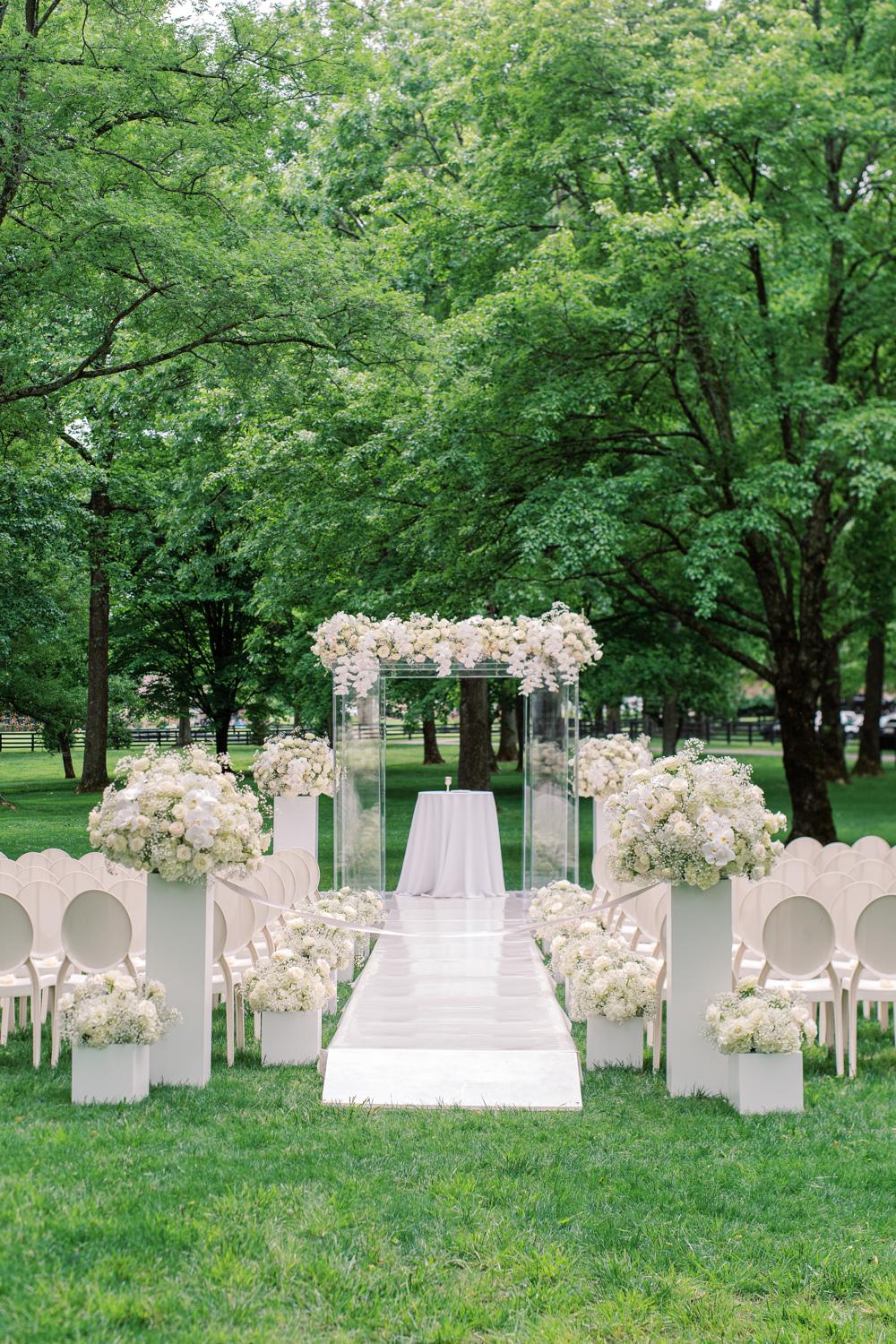 A Classic Spring Wedding at The Estate at Cherokee Dock 124