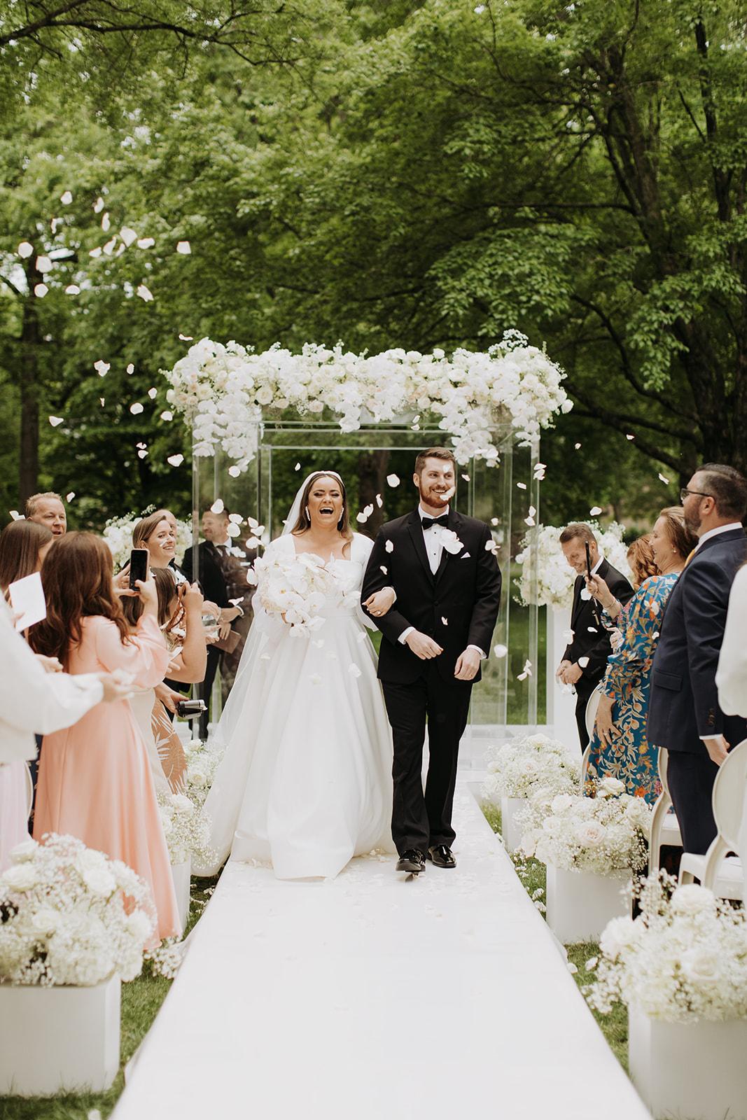 A Classic Spring Wedding at The Estate at Cherokee Dock 84