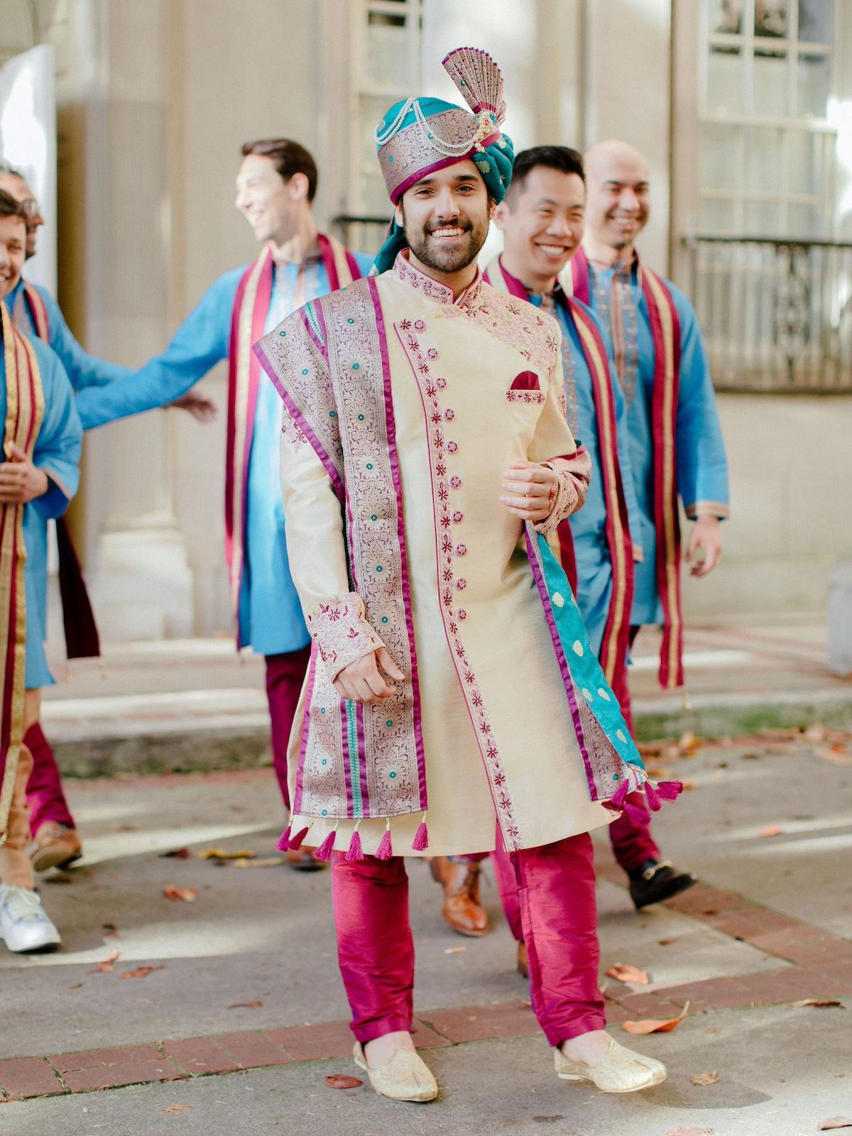 A Classic Spring Wedding at The Plaza Midtown Clubroom 15