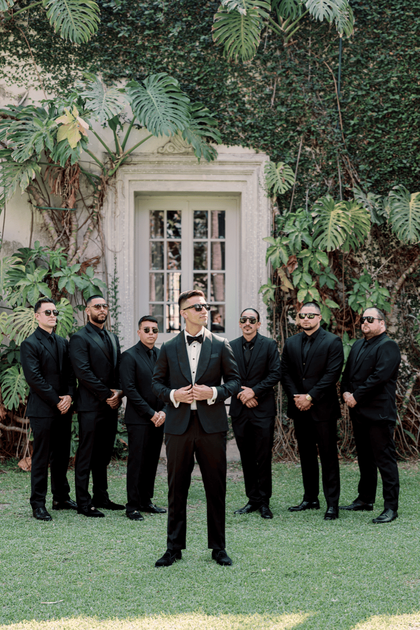 A Classic Spring Wedding at Finca by Alofa photo 2