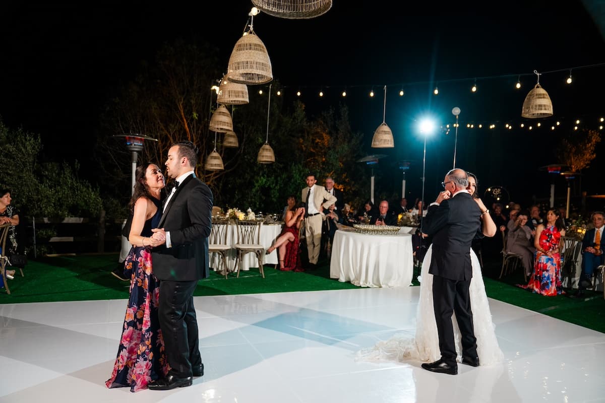 A Romantic Spring Wedding at Stonewall Ranch Malibu 11
