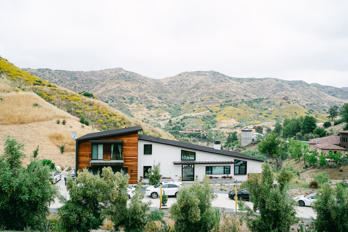 A Romantic Spring Wedding at Stonewall Ranch Malibu 41